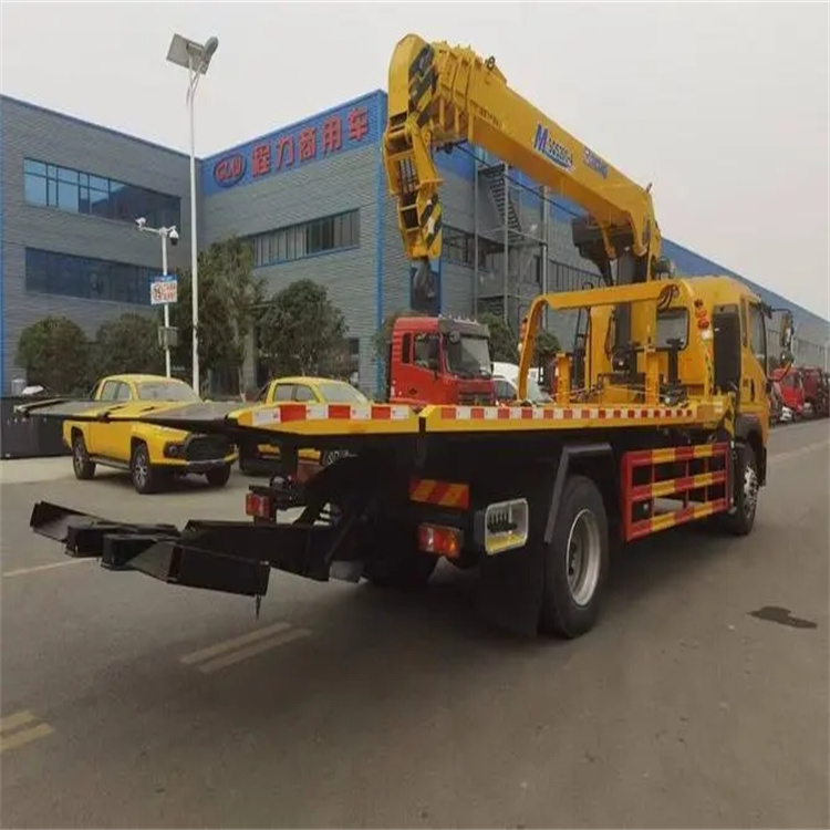 宁德蕉城附近小随车吊出租电话，轻松解决搬运烦恼