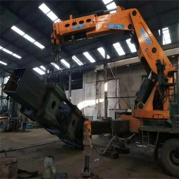 宁德蕉城130吨折臂吊车出租吊机租赁附近电话