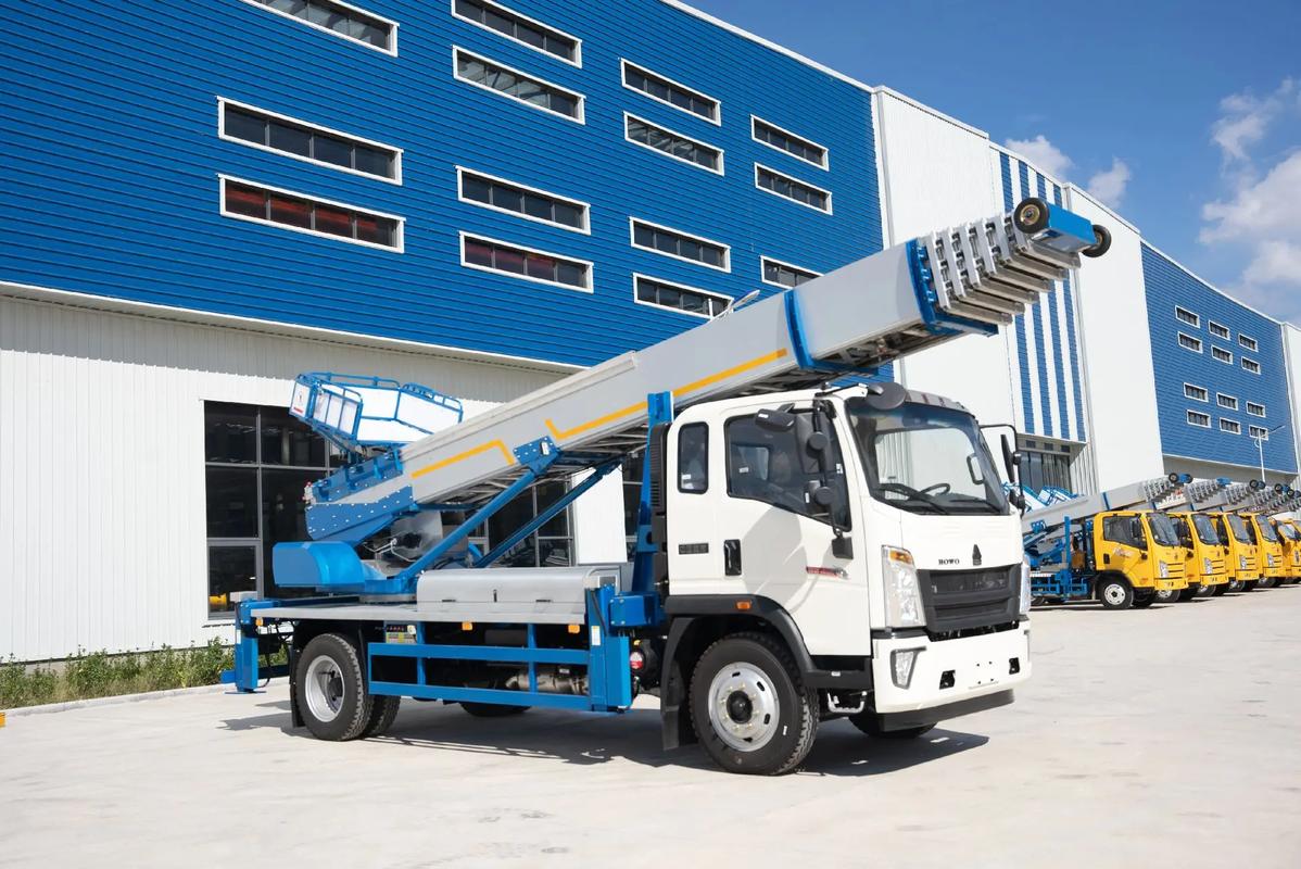 宁德蕉城出租云梯车高空作业车 建筑垃圾搬运